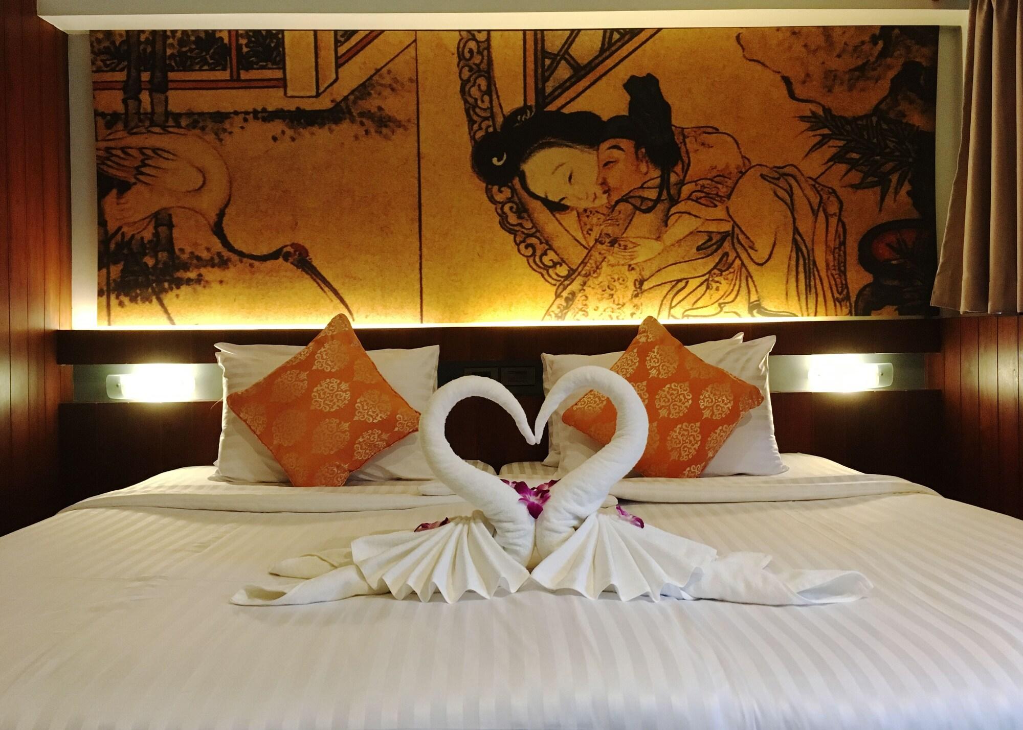 Lap Roi Karon Beachfront By Shanaya Luaran gambar