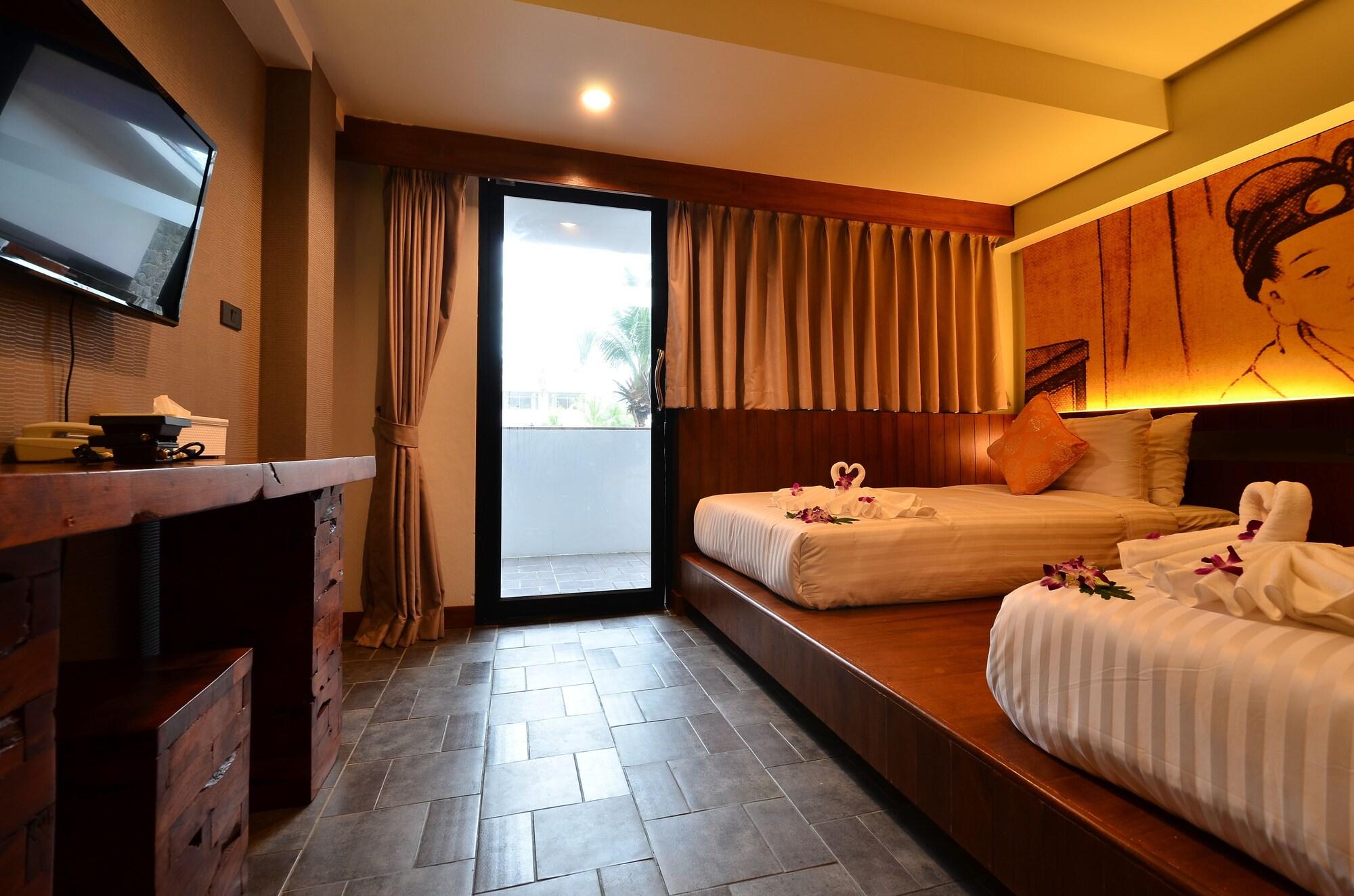 Lap Roi Karon Beachfront By Shanaya Luaran gambar