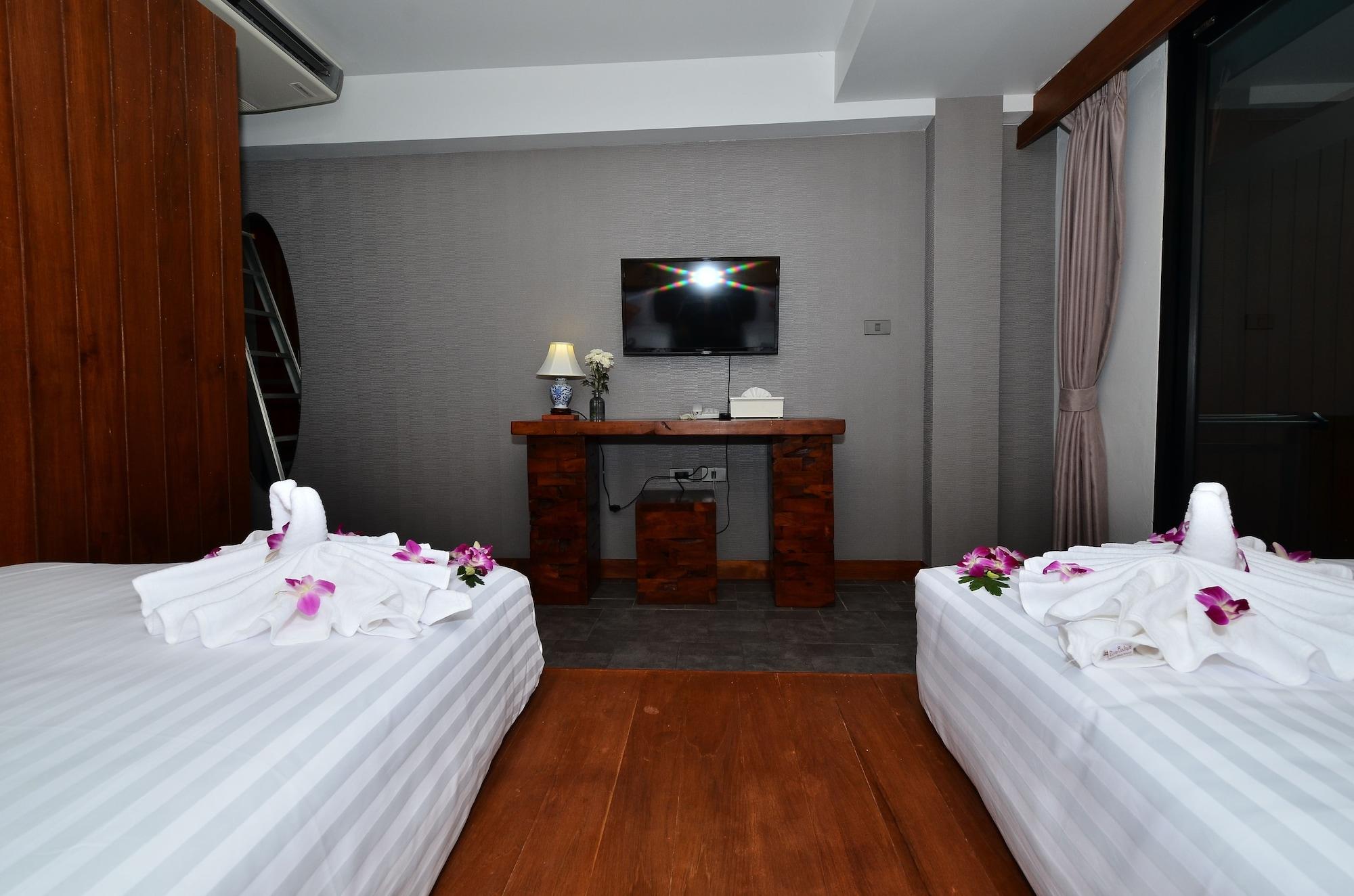 Lap Roi Karon Beachfront By Shanaya Luaran gambar