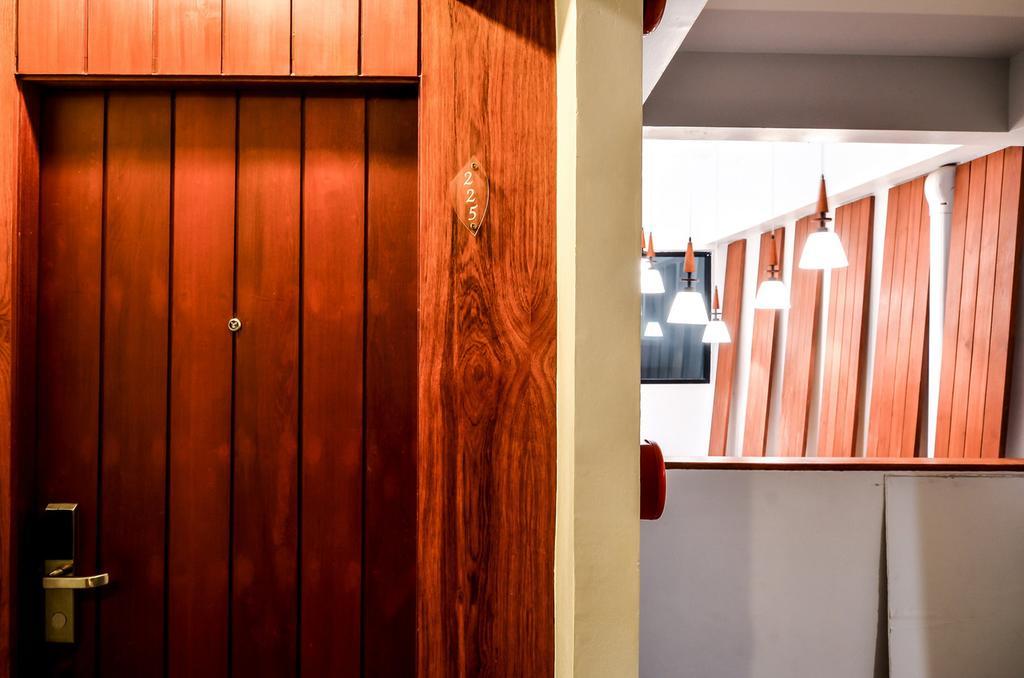 Lap Roi Karon Beachfront By Shanaya Luaran gambar