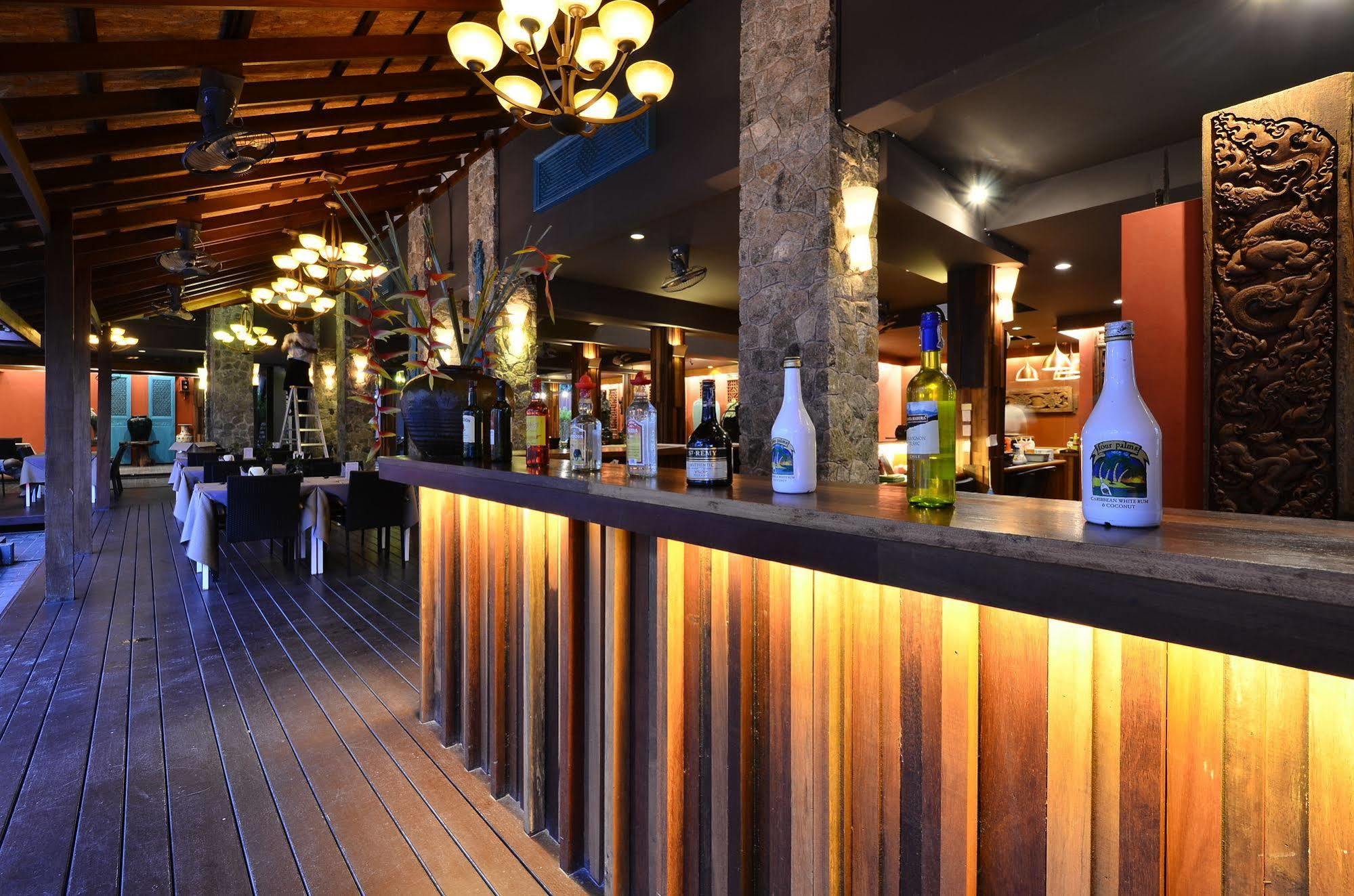 Lap Roi Karon Beachfront By Shanaya Luaran gambar