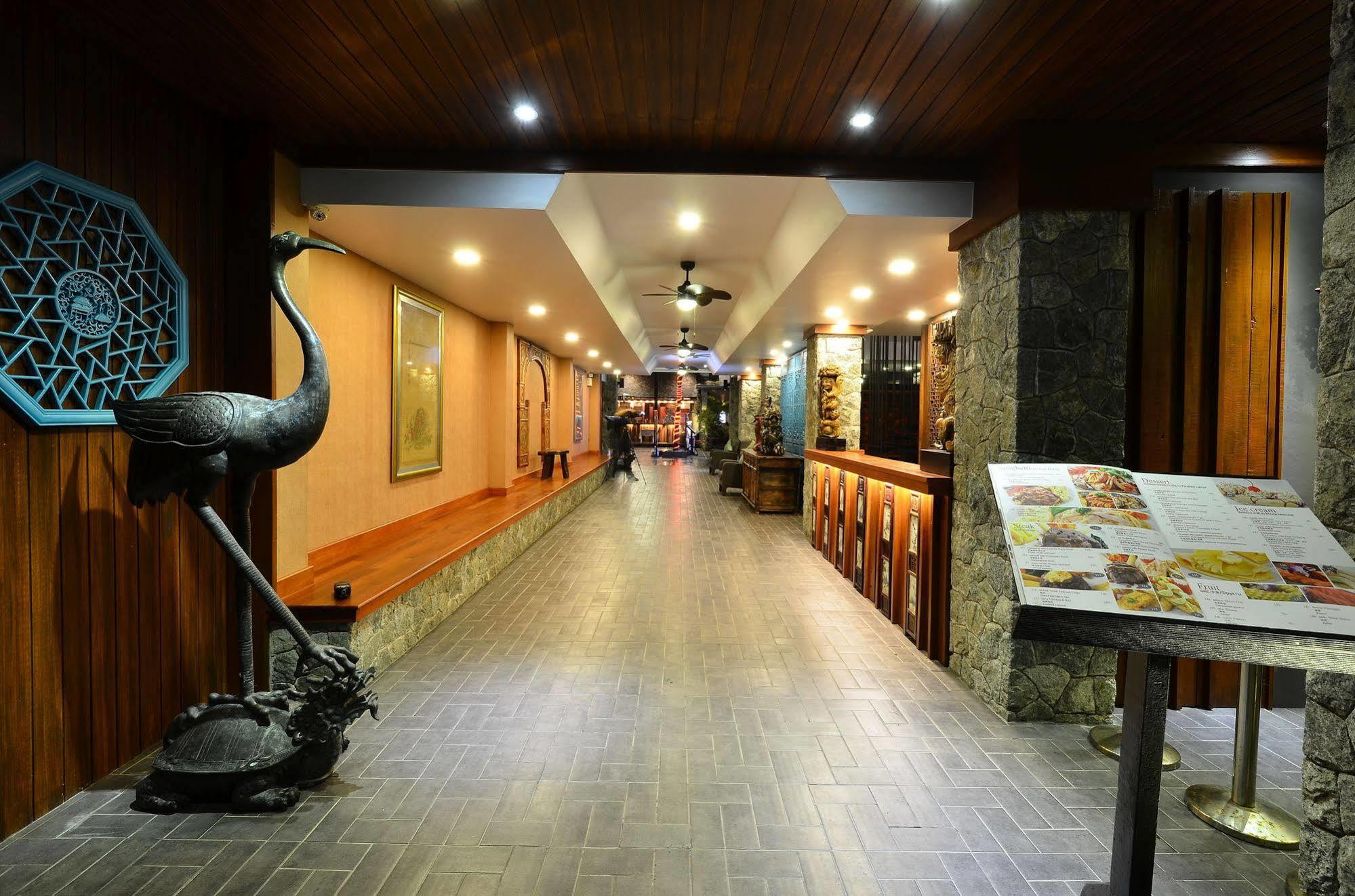 Lap Roi Karon Beachfront By Shanaya Luaran gambar