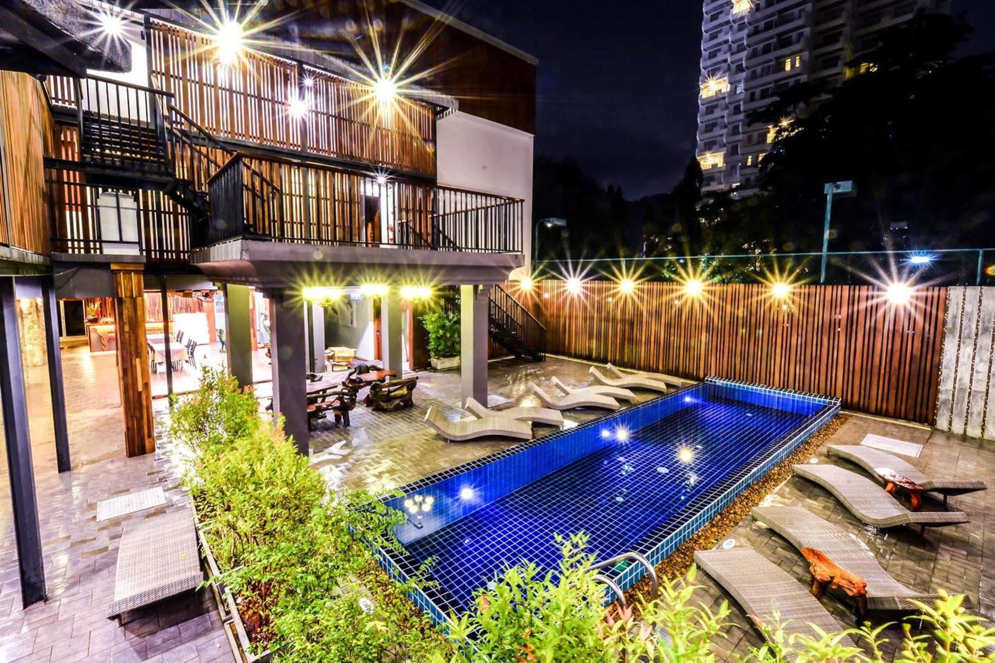 Lap Roi Karon Beachfront By Shanaya Luaran gambar